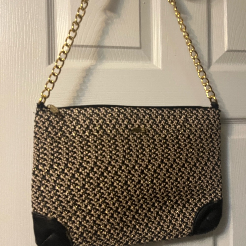 Elegant Black and Gold Women's Shoulder Bag